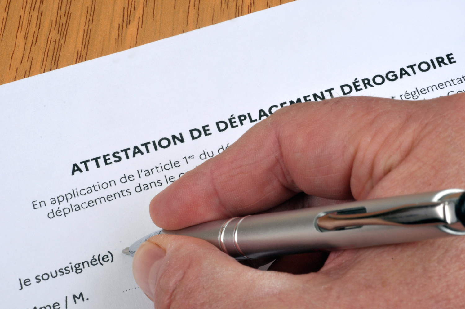 Auto-entrepreneur : 4 questions sur l’attestation de déplacement