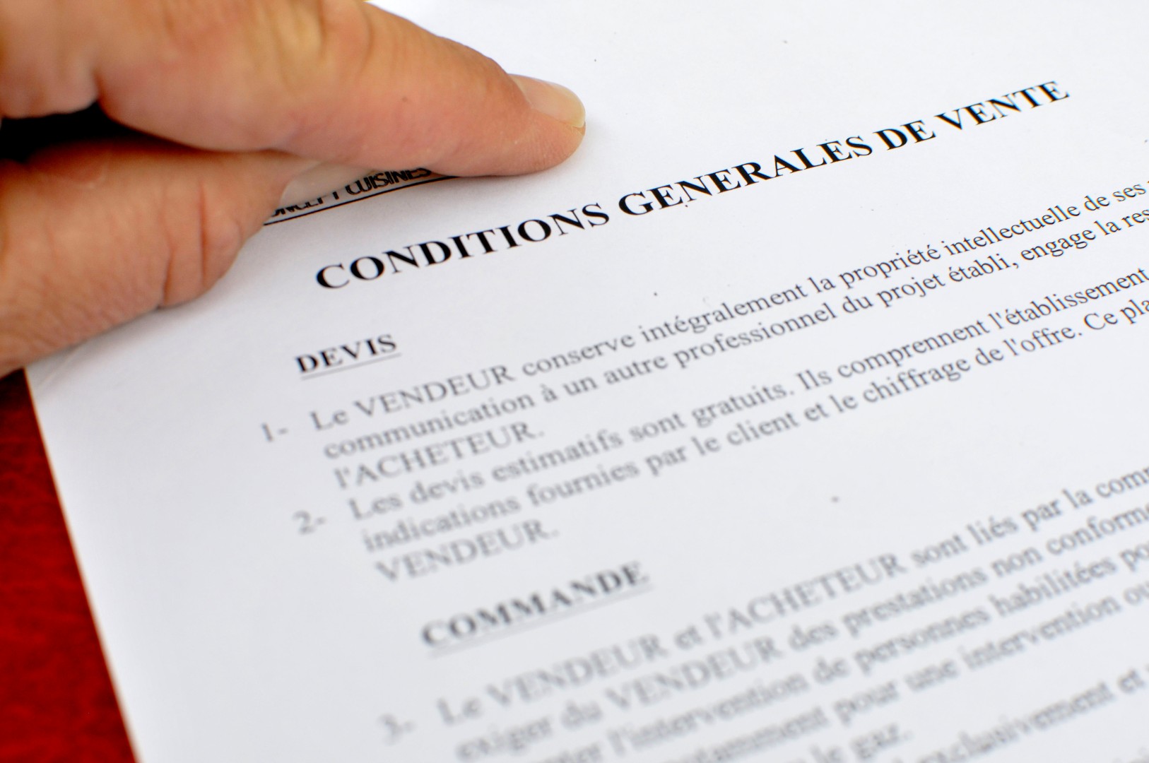 CGV auto-entrepreneur : pourquoi c'est obligatoire et comment les rédiger en 2026 ?