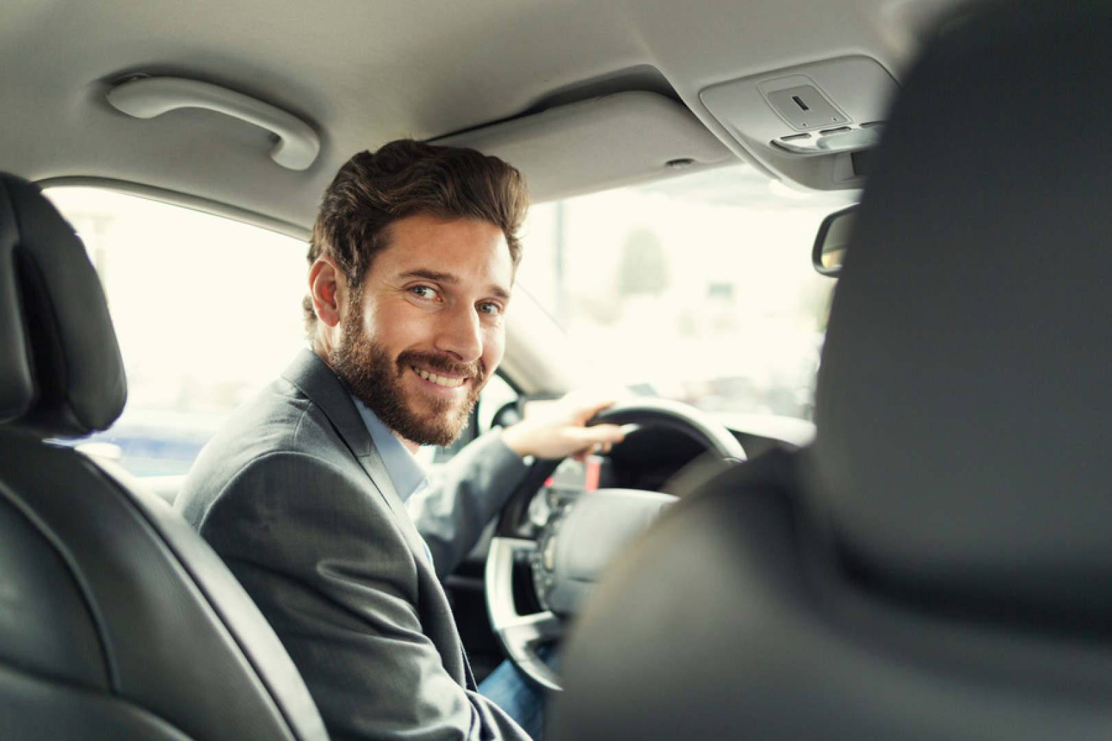 VTC auto-entrepreneur : est-il possible de cumuler plusieurs plateformes ?