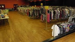Ouvrir un dépôt-vente de vêtements